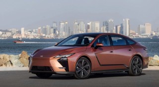 Lexus ES thế hệ mới có thể ra mắt khách Việt vào tháng 10, bản cao nhất giá dự kiến chưa tới 3 tỷ đồng